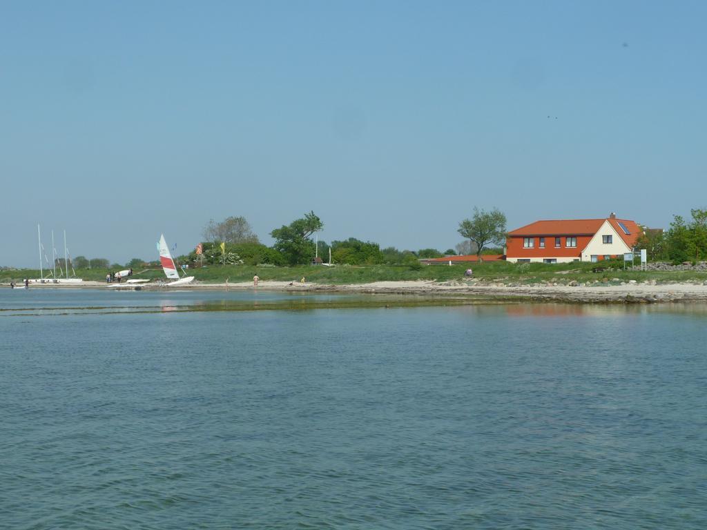 Haus Achtern Diek In Erster Reihe Am Meer Fehmarn Eksteriør bilde
